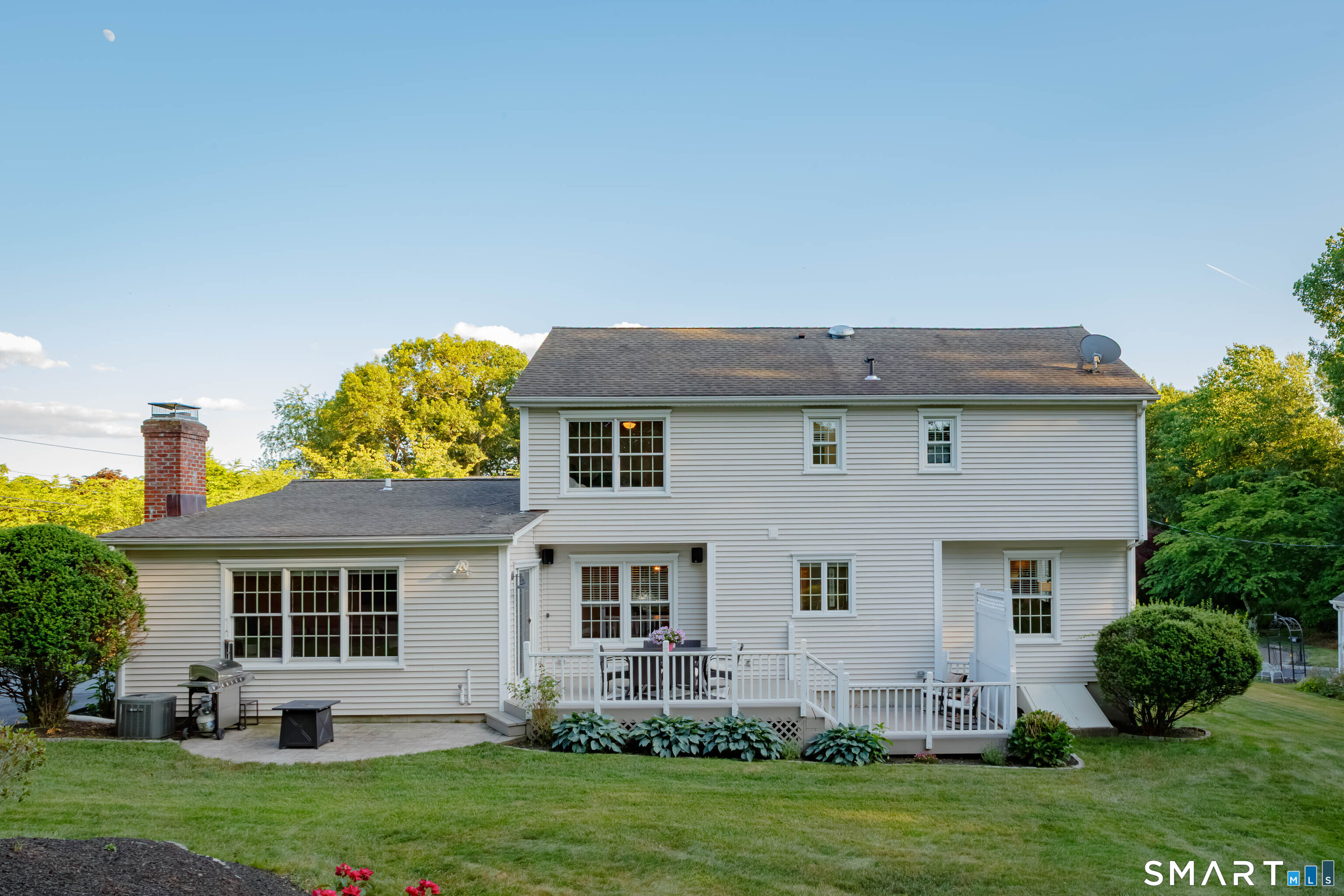 30 Crested Ridge Court