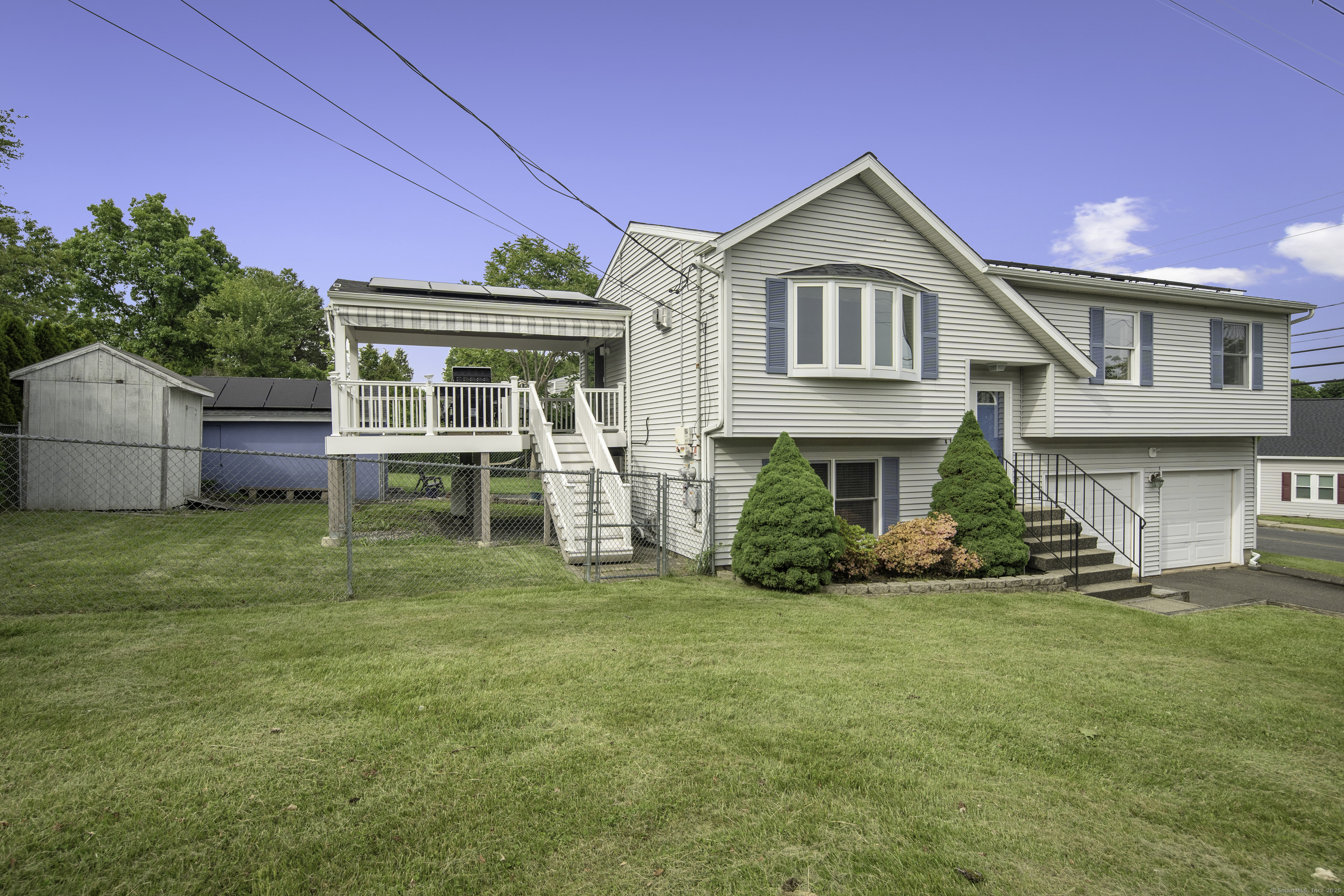 Property for Sale at Lindsley Street, Waterbury, Connecticut - Bedrooms: 3 
Bathrooms: 2 
Rooms: 7  - $344,900