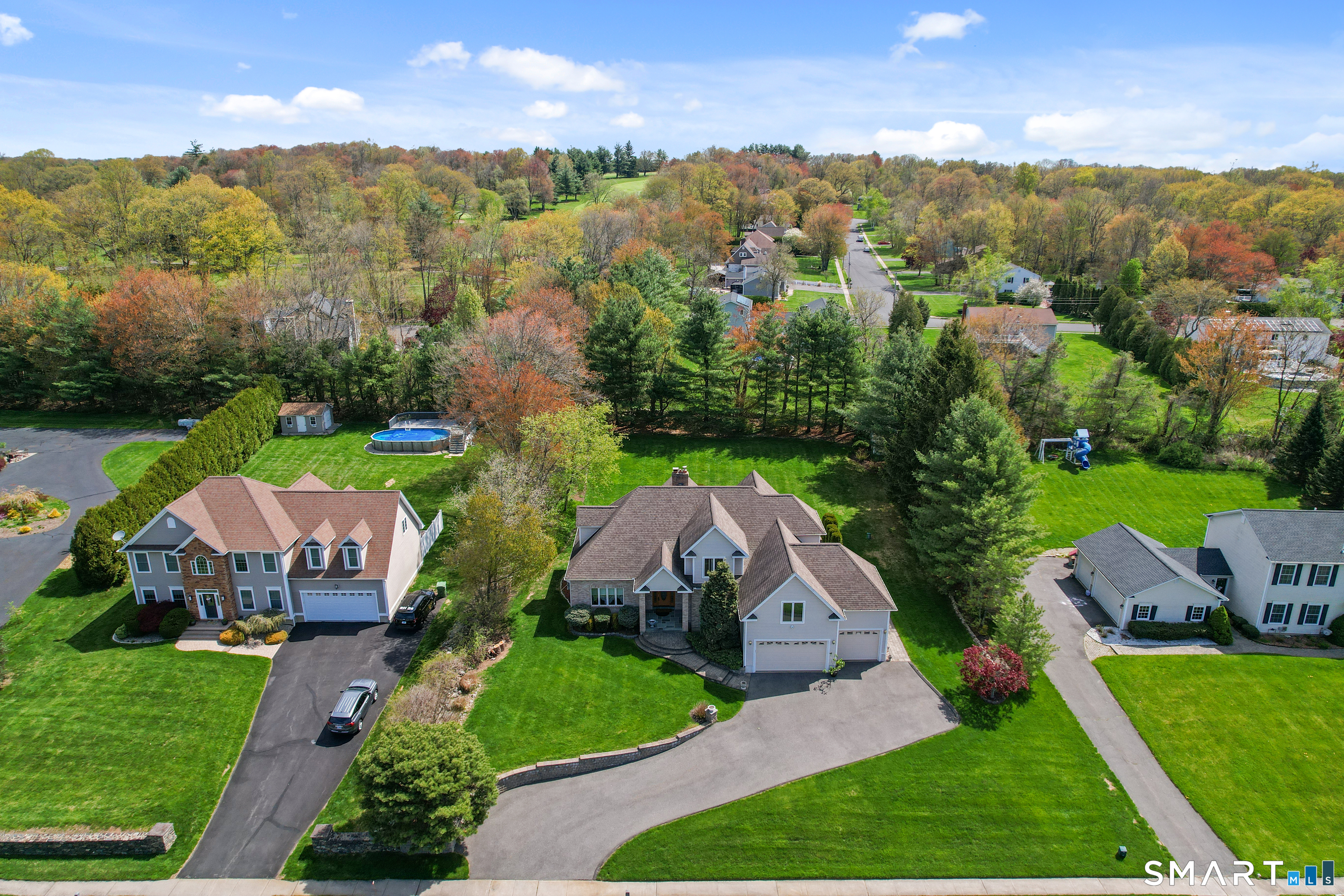 44 Chippenwood Lane