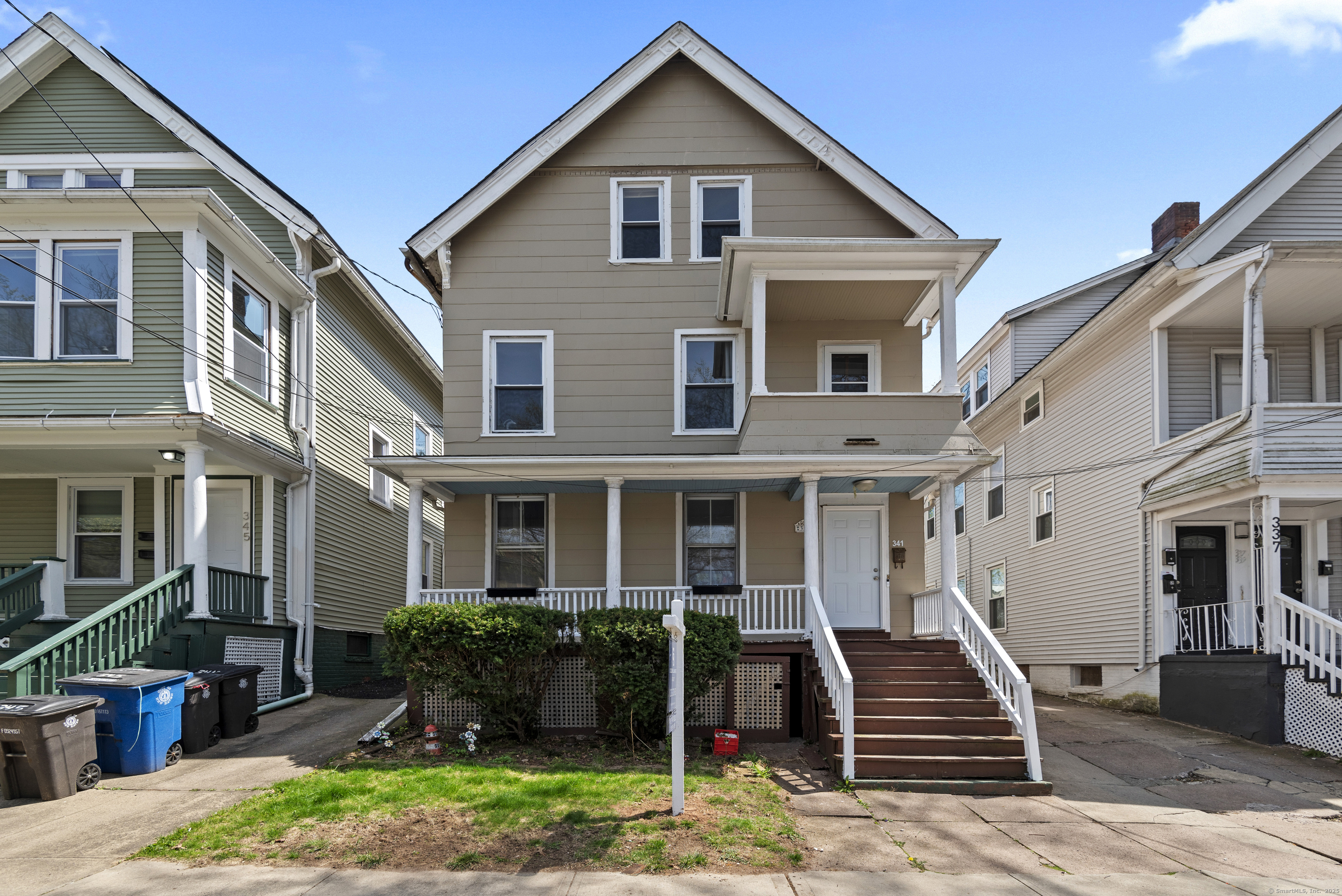 Property for Sale at Ellsworth Avenue, New Haven, Connecticut - Bedrooms: 7 
Bathrooms: 3 
Rooms: 11  - $385,000