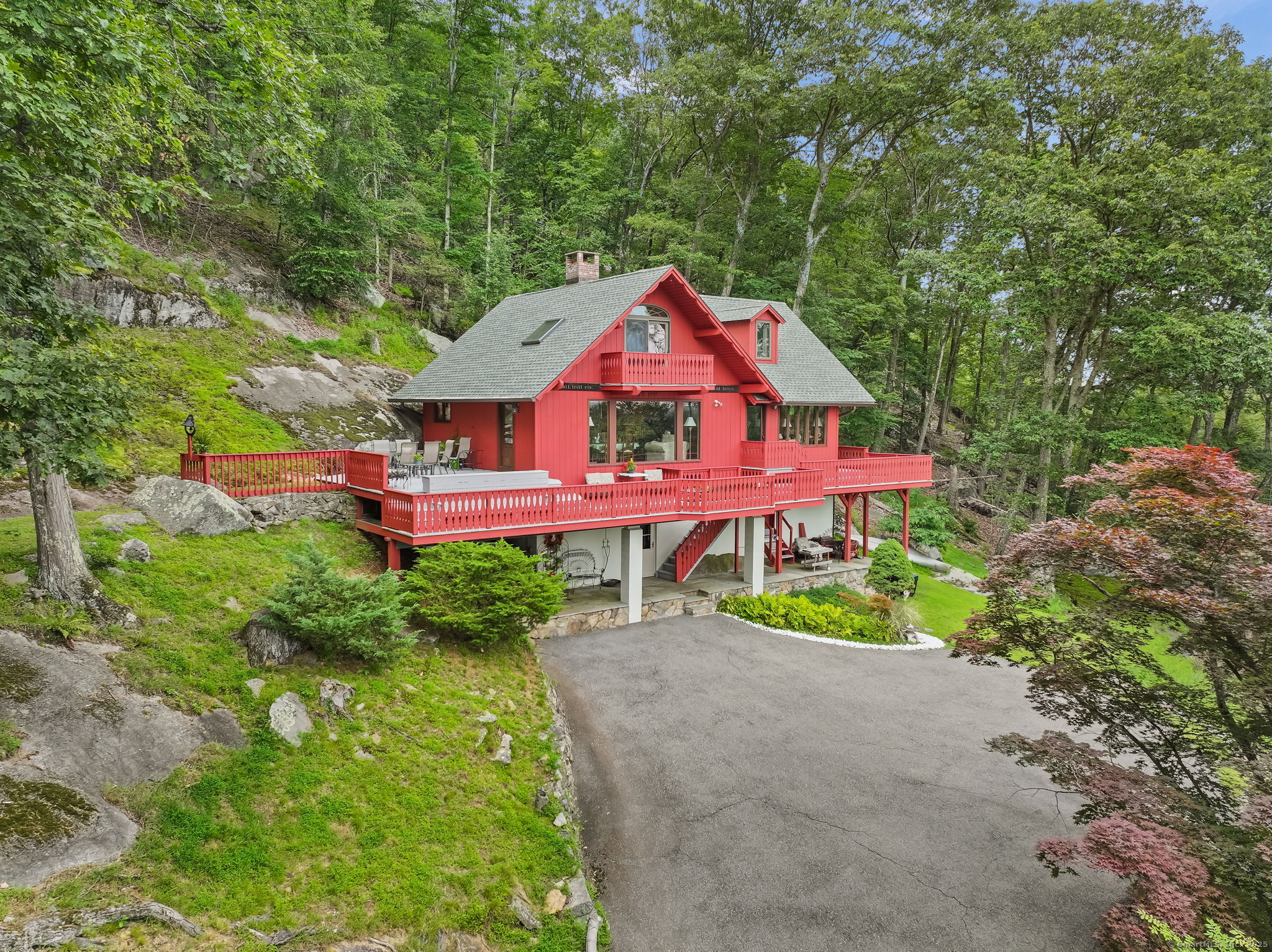 89 Wood Creek Road