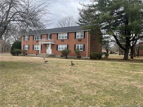 Tiny photo for 7 Grandview Drive #31A, Farmington, CT 06032 (MLS # 24153491)