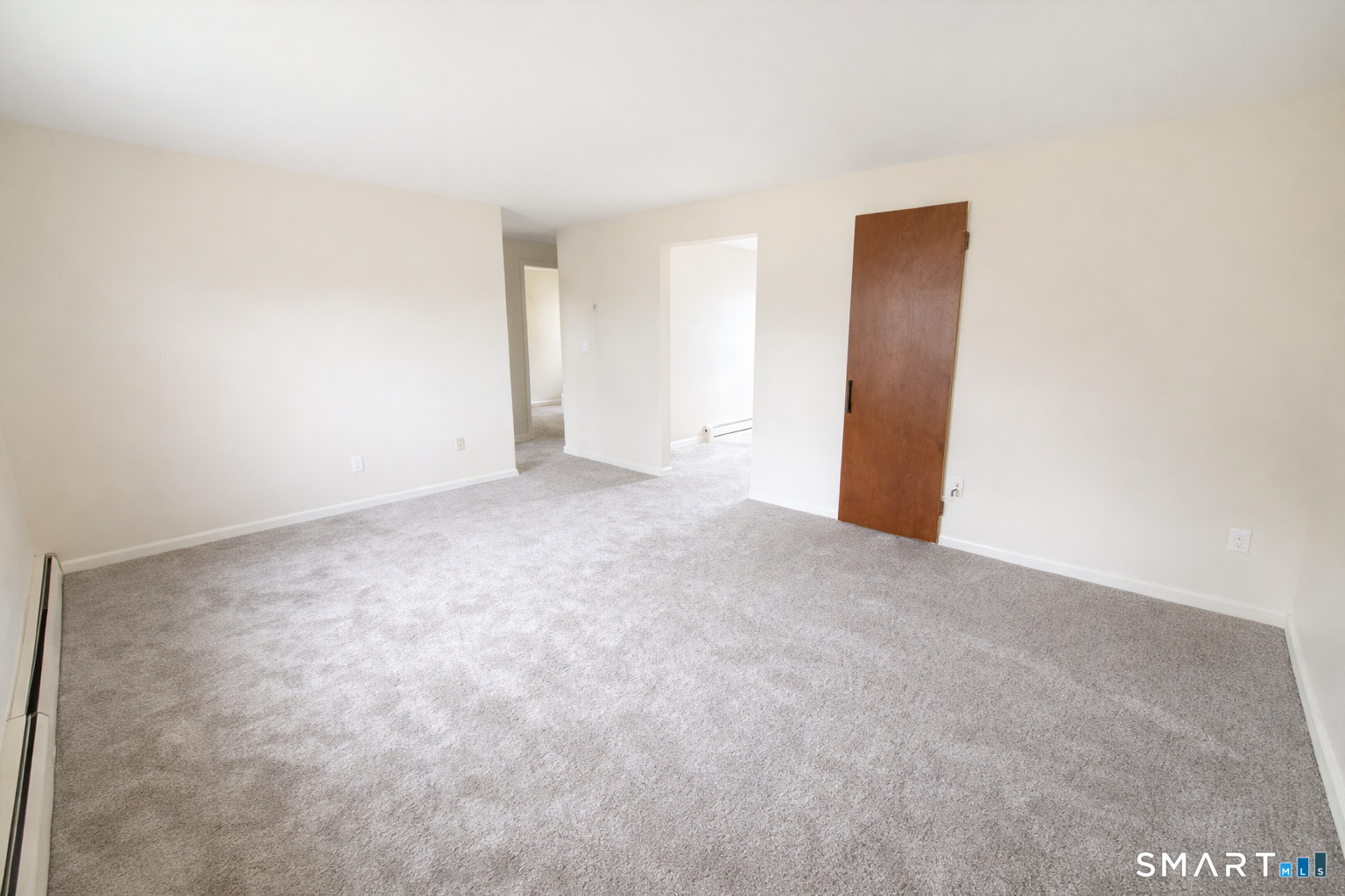 949 Hopmeadow Street 28