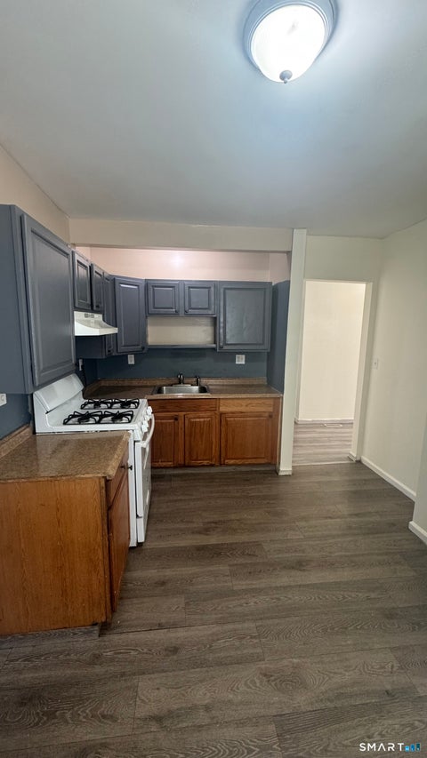 Tiny photo for 115 Denver Avenue, Bridgeport, CT 06605 (MLS # 24184690)