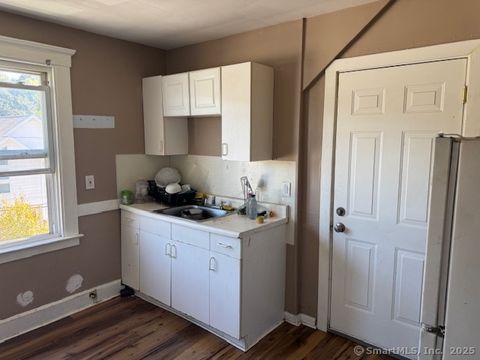 Tiny photo for 32 E Ferry Street, New Haven, CT 06513 (MLS # 24134277)