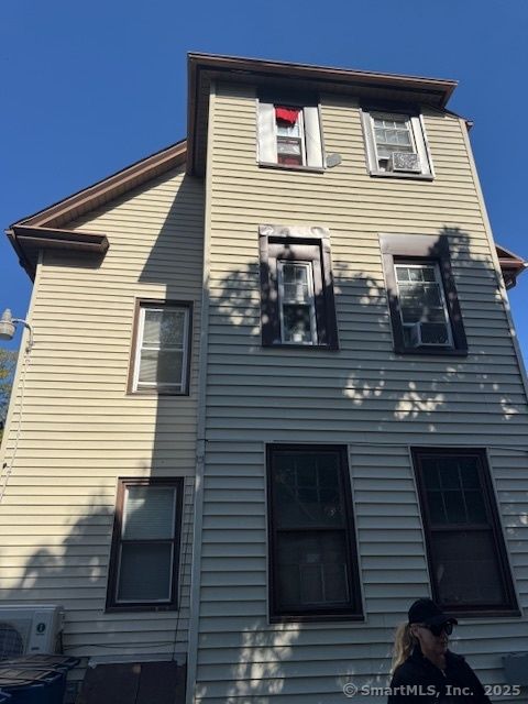 Tiny photo for 32 E Ferry Street, New Haven, CT 06513 (MLS # 24134277)