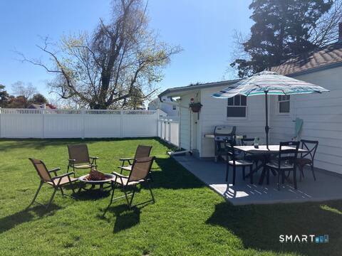 Tiny photo for 72 Smith Street, East Lyme, CT 06357 (MLS # 24210154)
