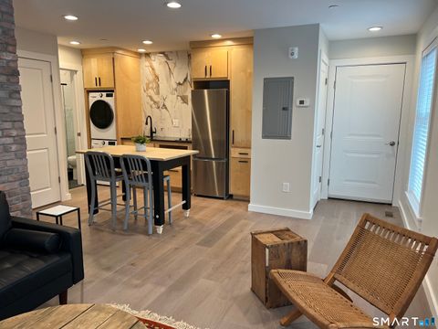 Tiny photo for 177 Butternut Street #3, Middletown, CT 06457 (MLS # 24155580)