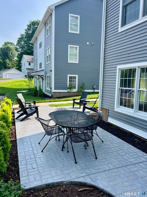 Tiny photo for 177 Butternut Street #3, Middletown, CT 06457 (MLS # 24155580)