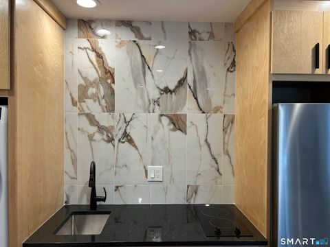 Tiny photo for 177 Butternut Street #3, Middletown, CT 06457 (MLS # 24155580)