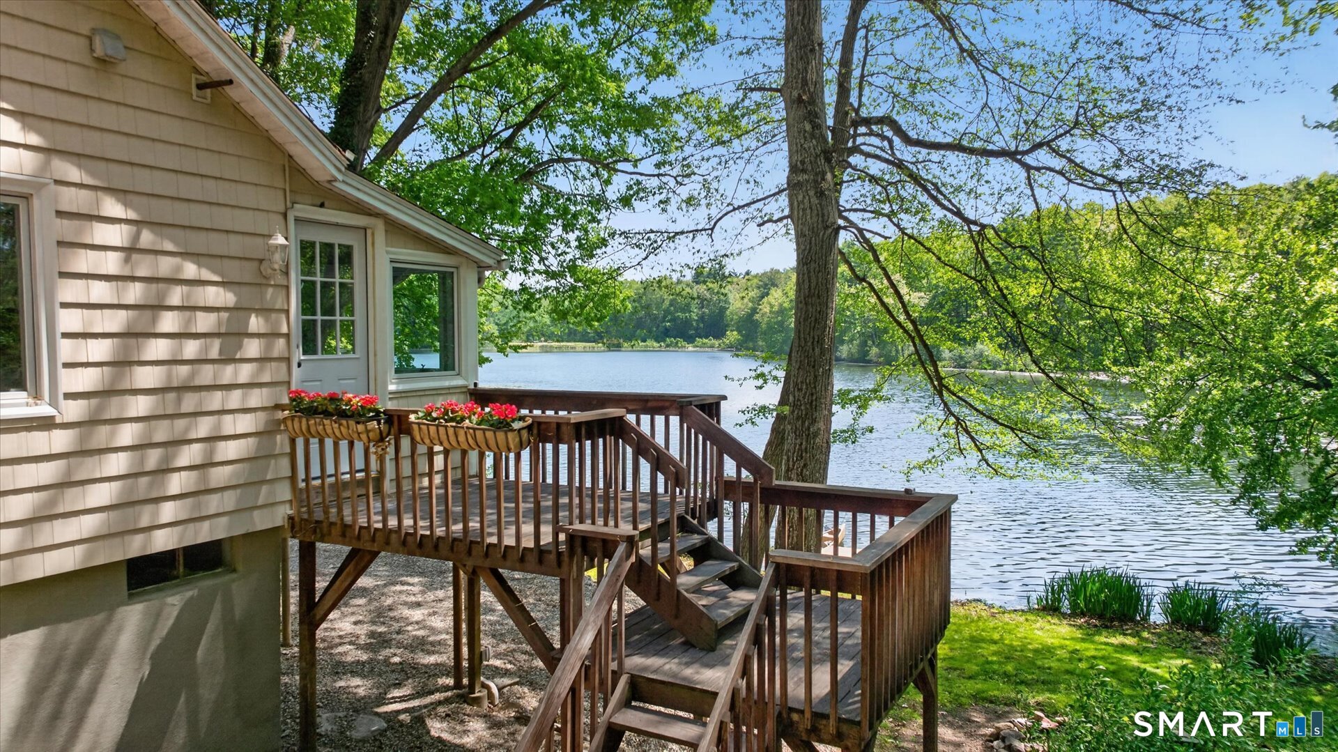 35 Hemlock Road