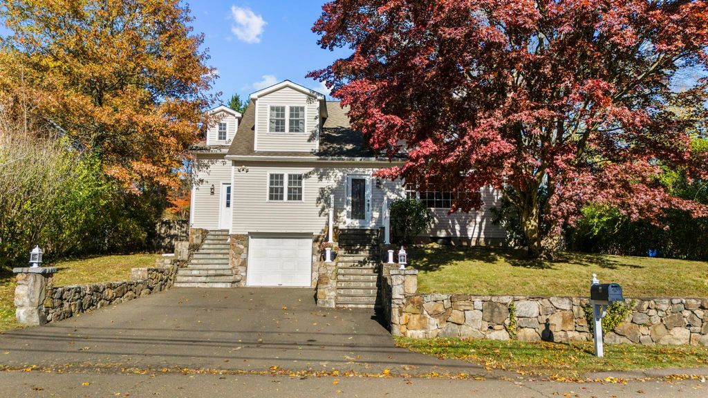 Photo of 6 Orlando Road, Norwalk, CT 06854 (MLS # 24138622)