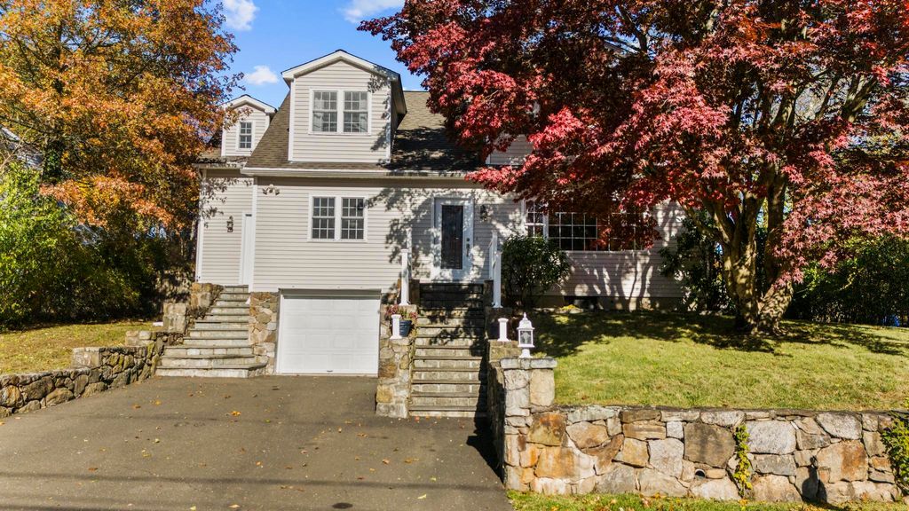 Photo of 6 Orlando Road, Norwalk, CT 06854 (MLS # 24138622)