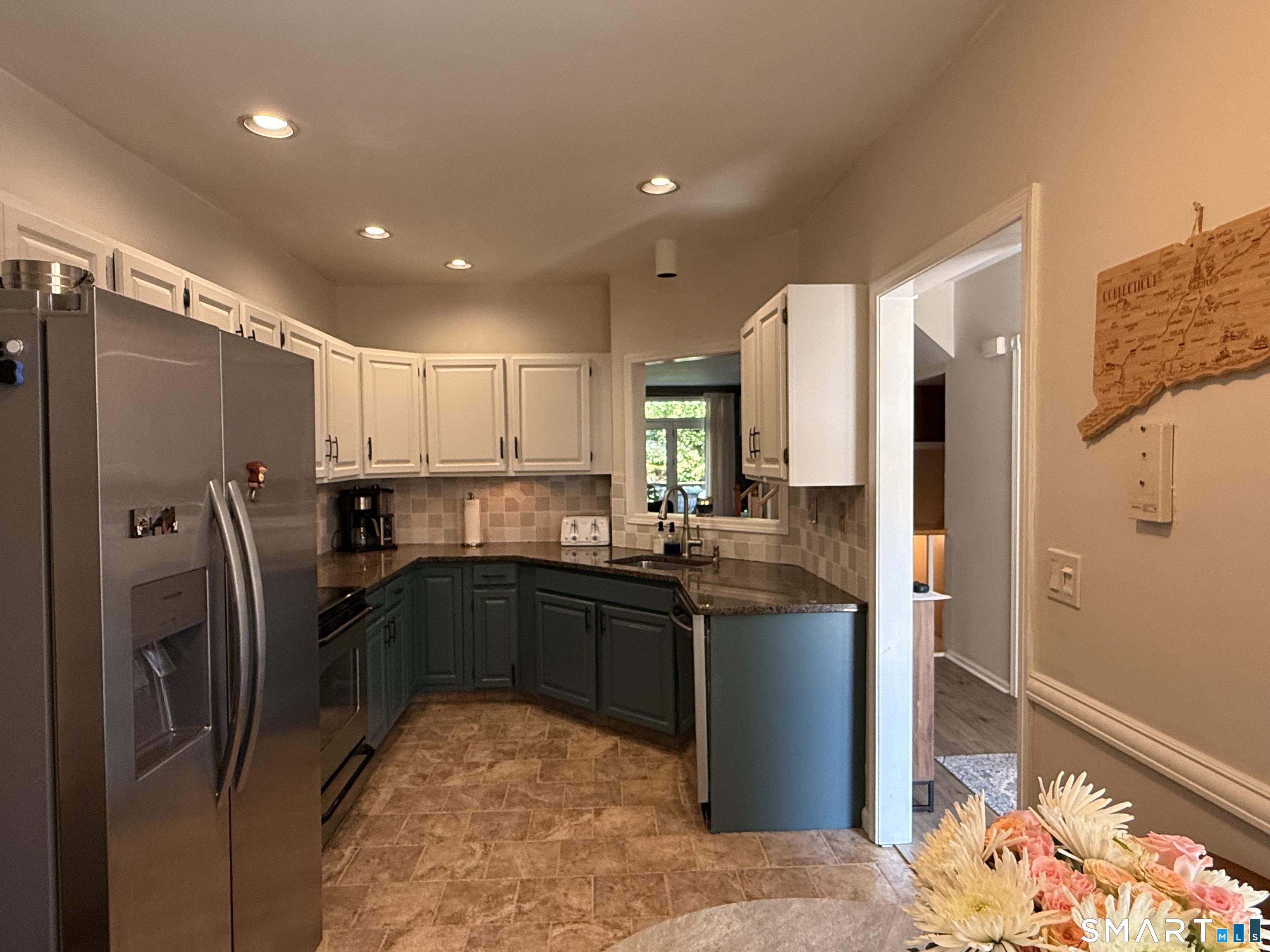 42 Summerfield Gardens 42
