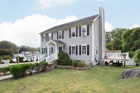 15 Tavern Rock Road Stratford CT 06614