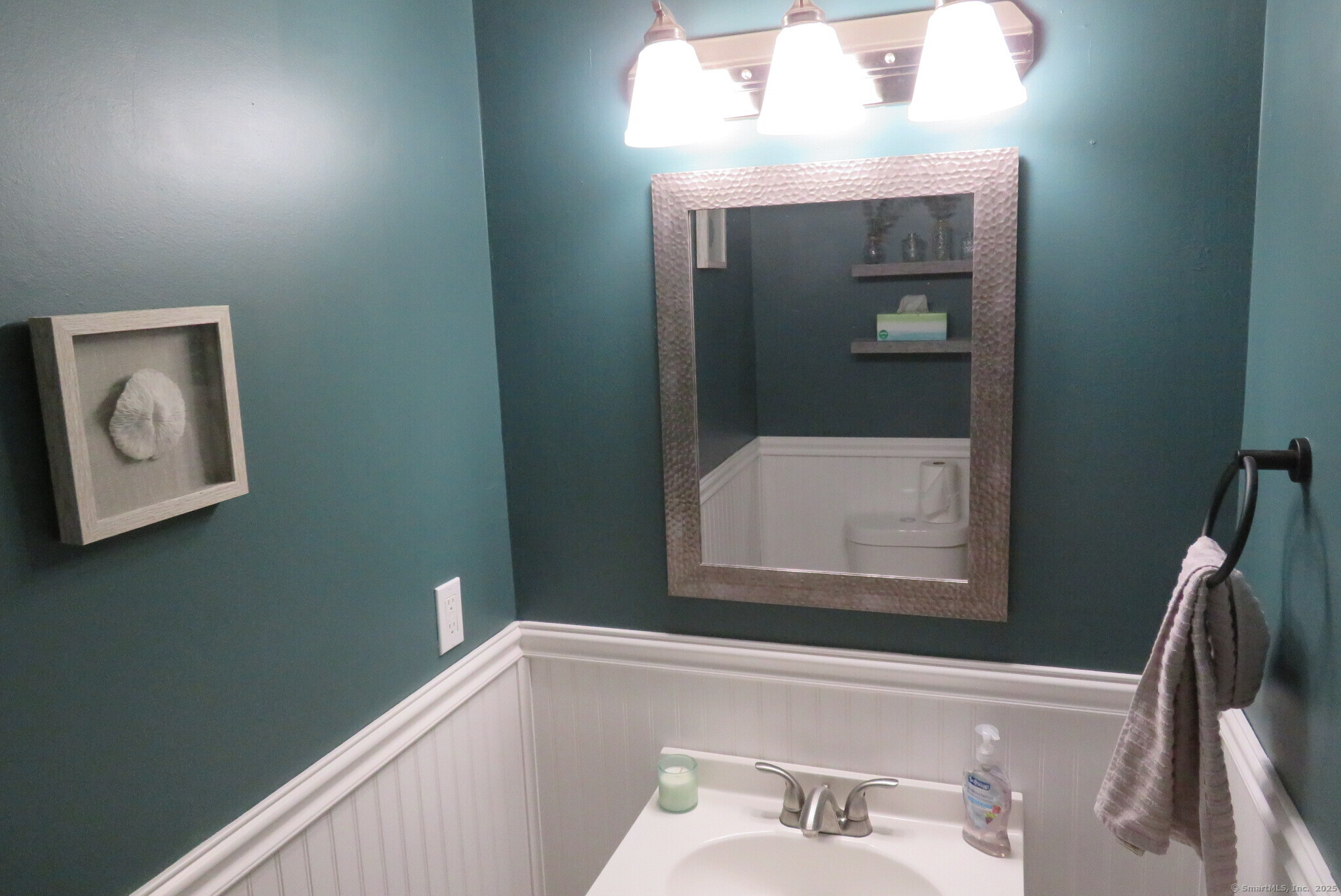 806 Fieldstone Court #806, Colchester, Connecticut image 11