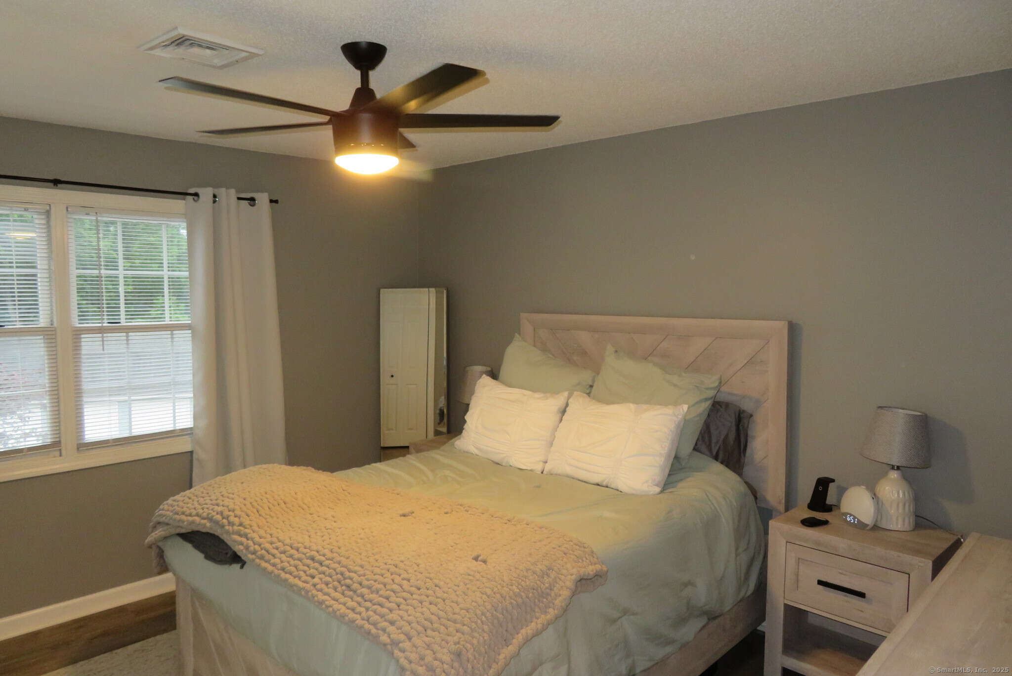 806 Fieldstone Court #806, Colchester, Connecticut image 14