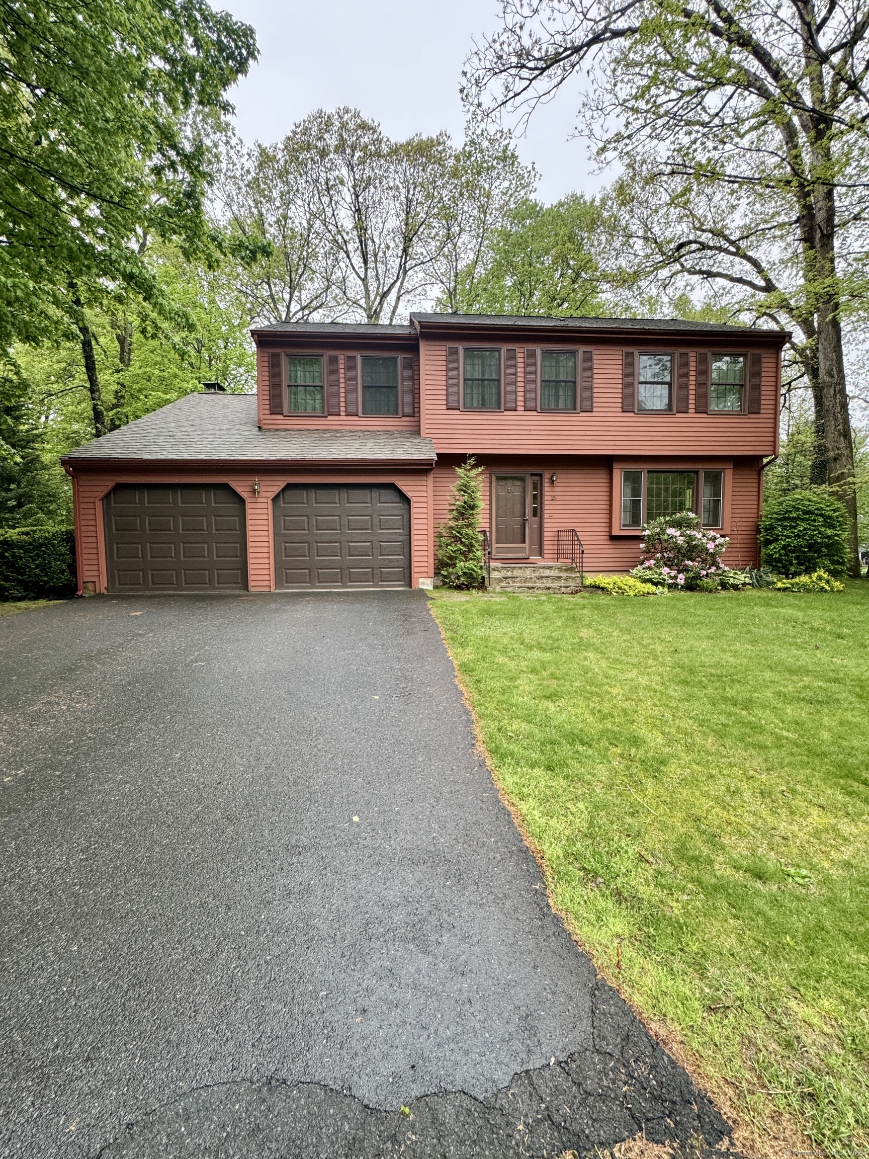 15 Old Village Lane, Farmington, Connecticut image 1