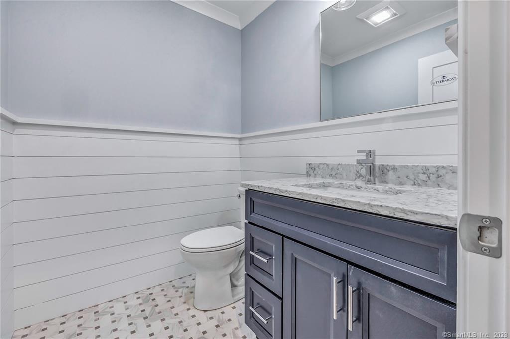 Photo 14 of 40 of 55 Washington Parkway 6 townhome
