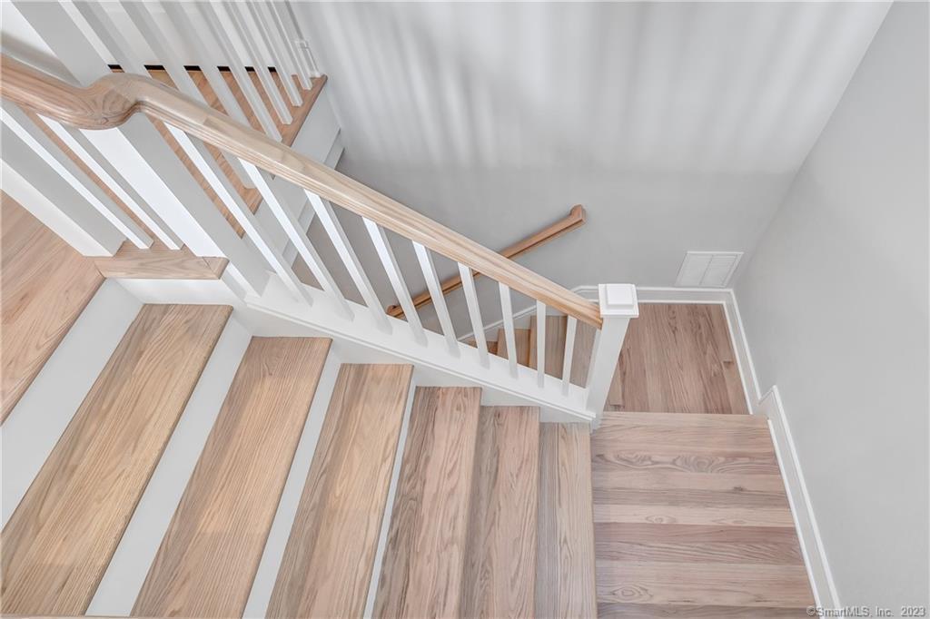 Photo 15 of 40 of 55 Washington Parkway 6 townhome