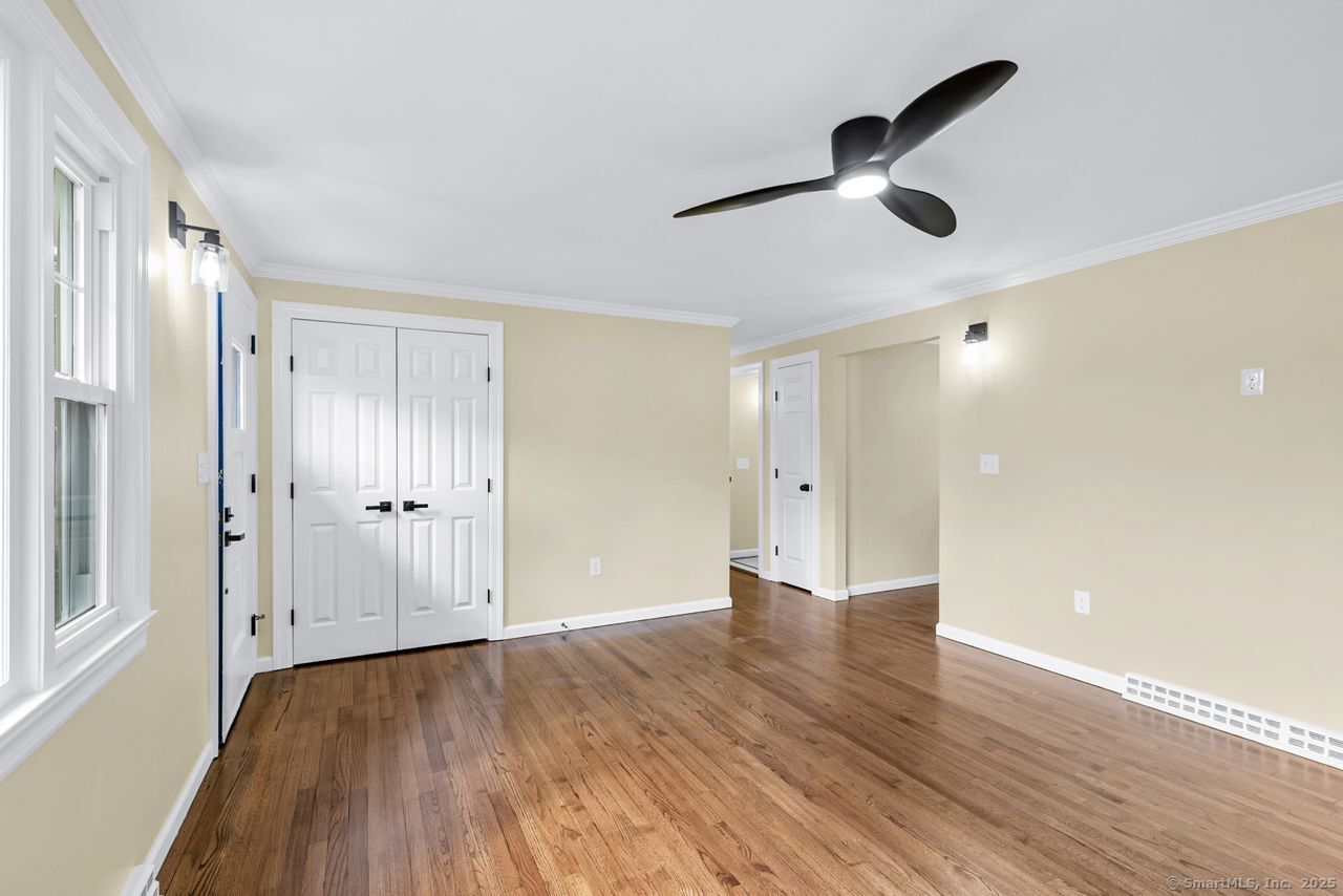 51 Jennifer Road, Hamden, Connecticut image 5