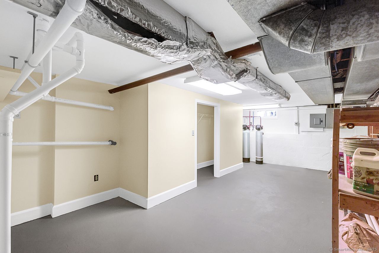 51 Jennifer Road, Hamden, Connecticut image 25