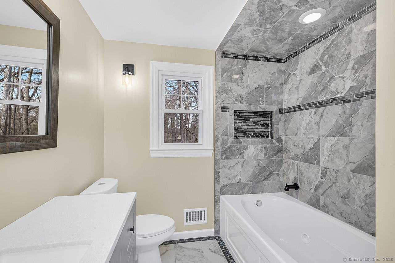 51 Jennifer Road, Hamden, Connecticut image 17