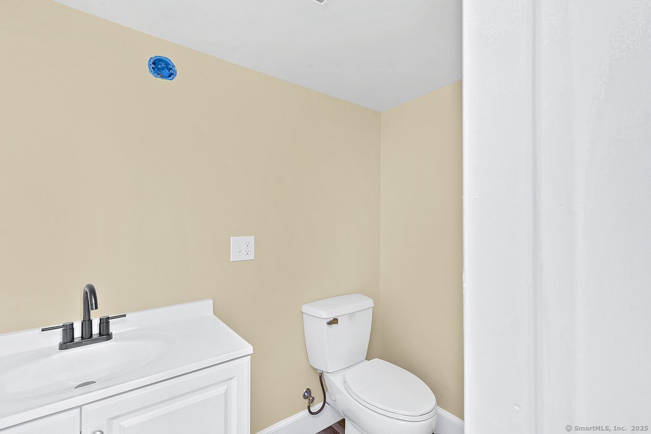51 Jennifer Road, Hamden, Connecticut image 22