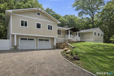 87 Pembroke Drive Stamford CT 06903