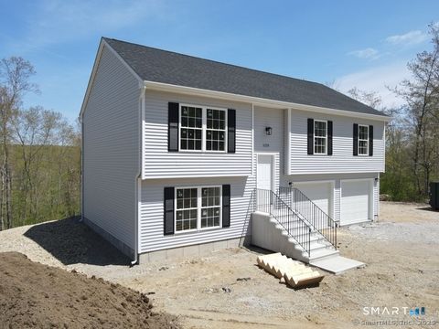 Photo of 95 Butlertown Road, Waterford, CT 06385 (MLS # 24164435)