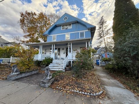 Photo of 1 1/2 Stetson Street, Norwich, CT 06360 (MLS # 24135916)