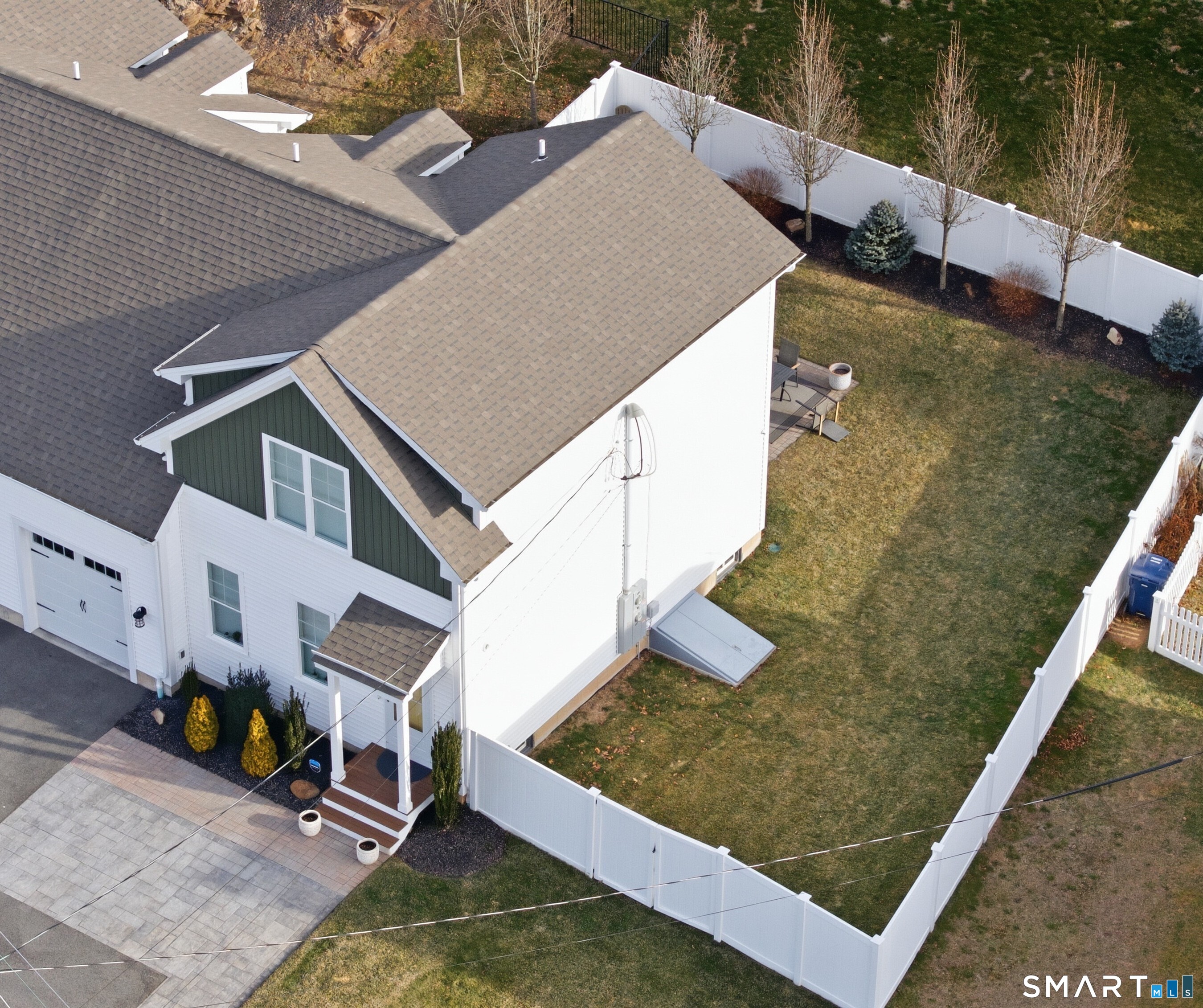 644 Bartholomew Road 4