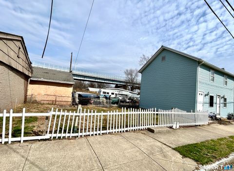 Tiny photo for Portland Street, Middletown, CT 06457 (MLS # 24163304)