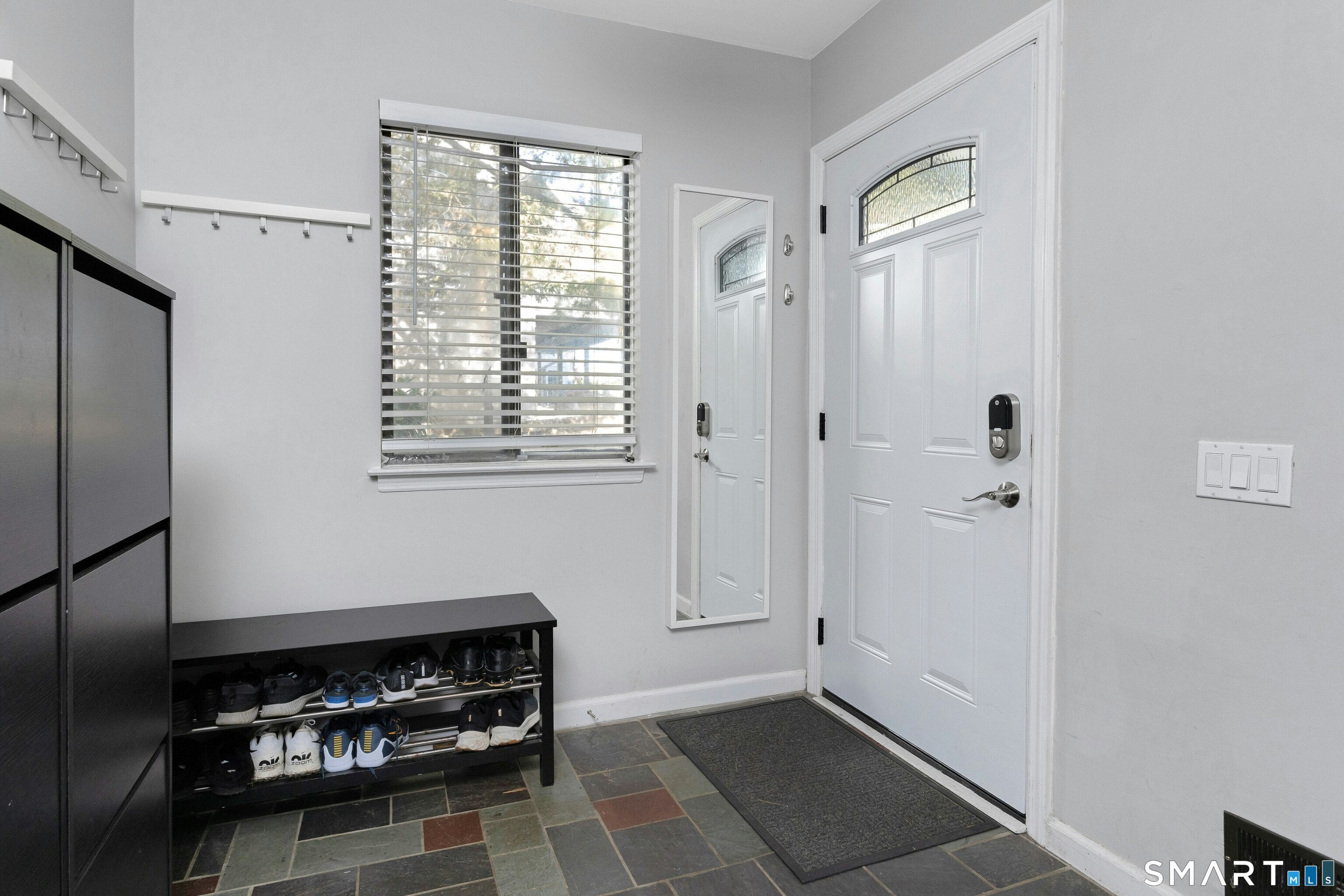 422 Courtland Avenue 1