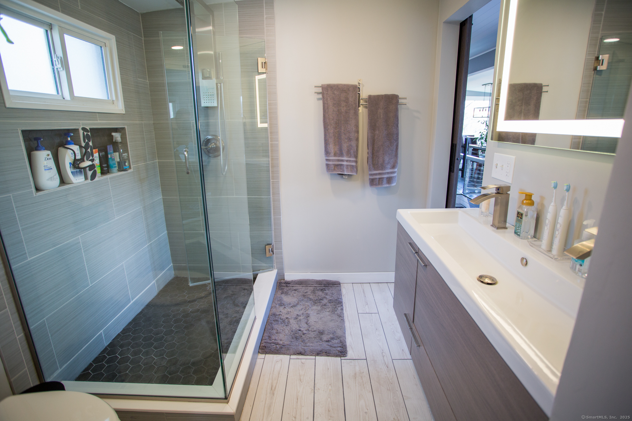 9 Lake Point Drive, New Milford, Connecticut image 21