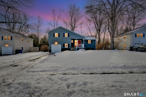 25 Hilldale Road West Hartford CT 06117