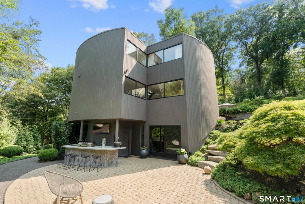 Photo of 210 Red Fox Road, Stamford, CT 06903 (MLS # 24200081)
