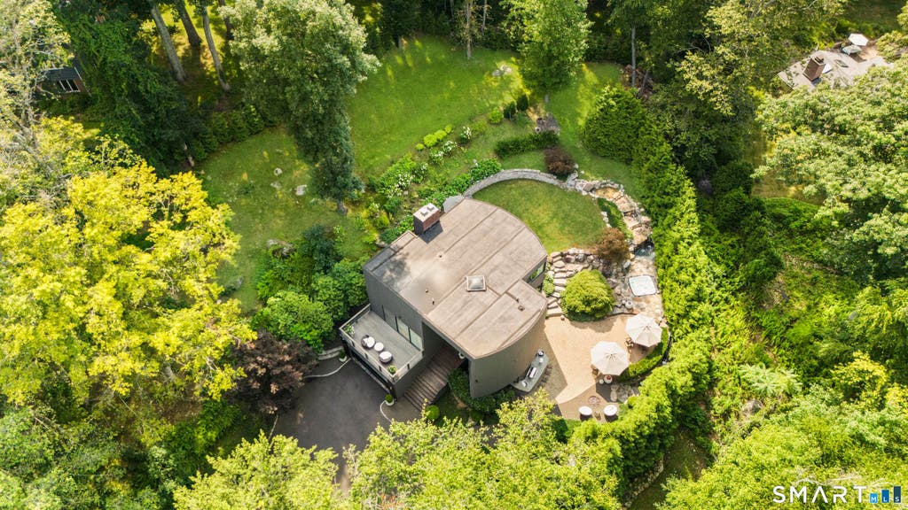 Photo of 210 Red Fox Road, Stamford, CT 06903 (MLS # 24200081)