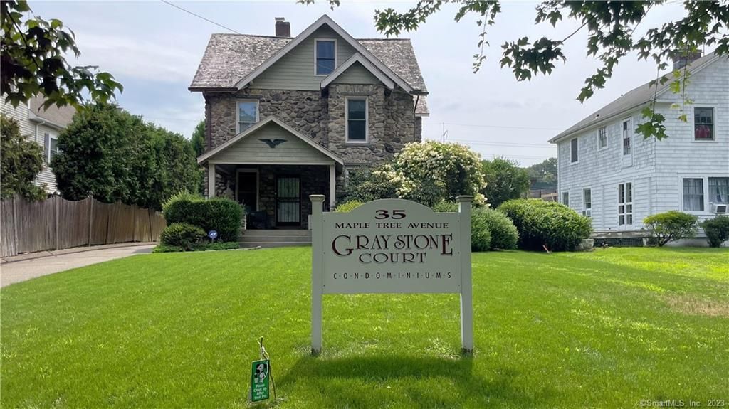 Photo of 35 Maple Tree Avenue #APT 6, Stamford, CT 06906 (MLS # 24139082)