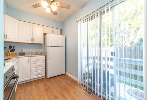 Tiny photo for 484 First Avenue #APT 6, West Haven, CT 06516 (MLS # 24137589)