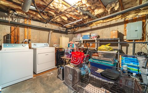 Tiny photo for 484 First Avenue #APT 6, West Haven, CT 06516 (MLS # 24137589)