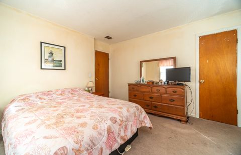 Tiny photo for 484 First Avenue #APT 6, West Haven, CT 06516 (MLS # 24137589)