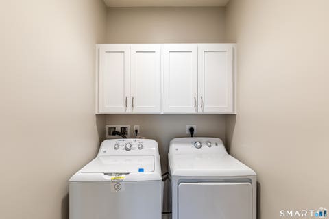 Tiny photo for 401 Albany Turnpike #208, Canton, CT 06019 (MLS # 24183743)