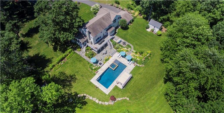 Photo 1 of 39 Shadow Lane, New Canaan, Connecticut, $1,588,000, Web #: 99131283