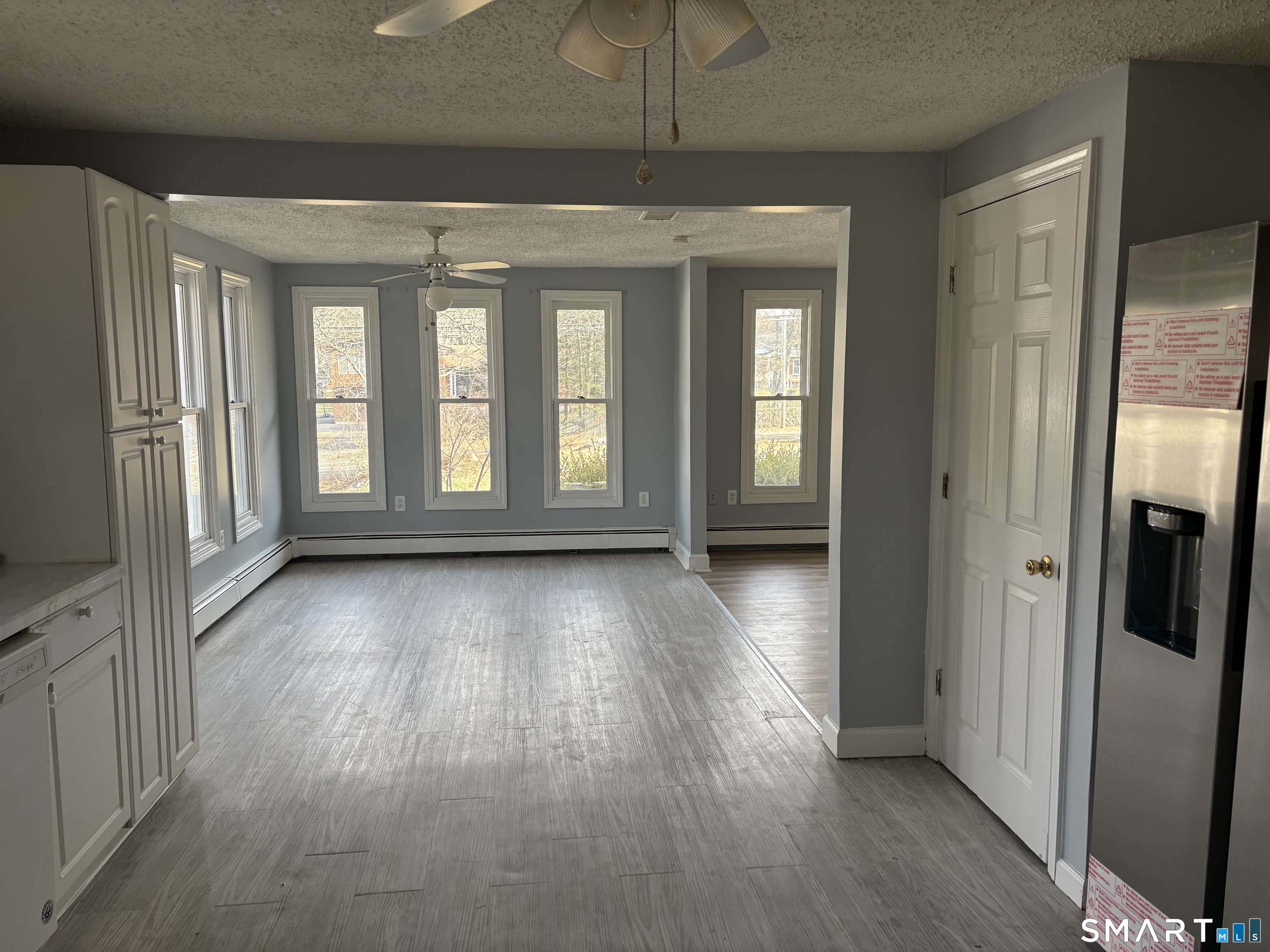 2105 Reservoir Avenue