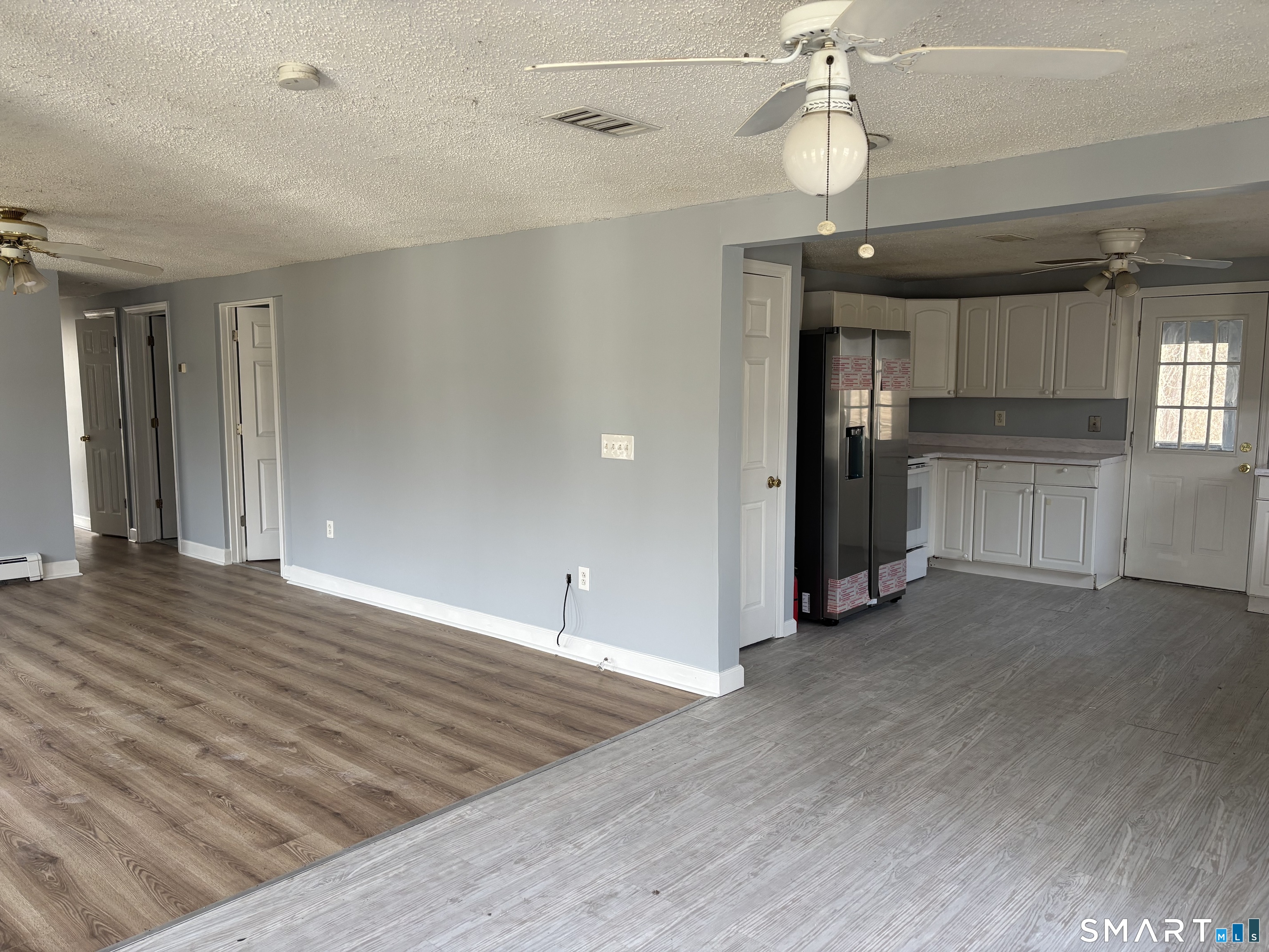 2105 Reservoir Avenue