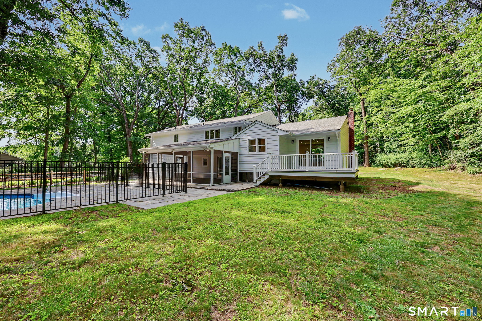 8 Live Oak Road