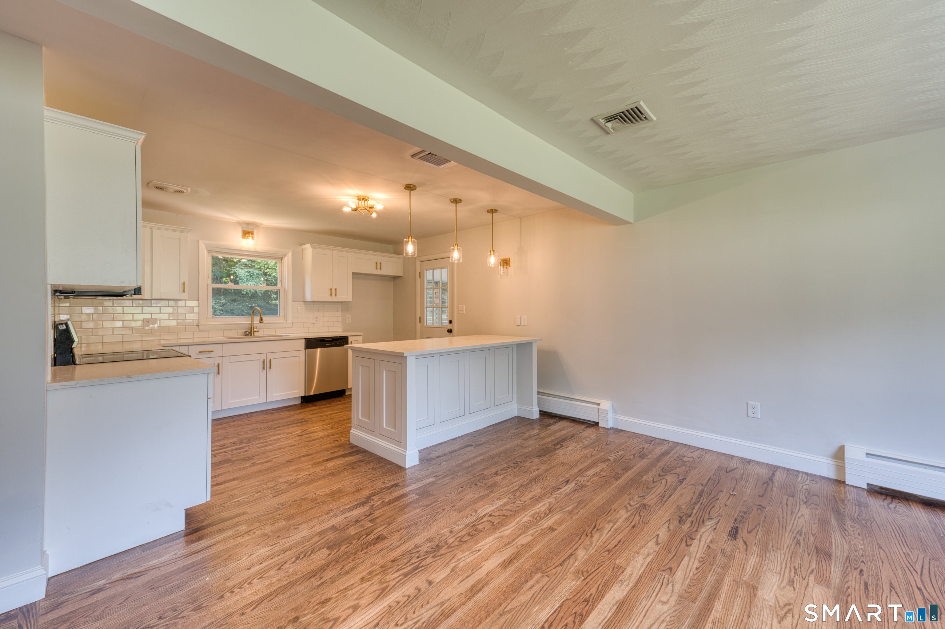 53 Knollwood Drive