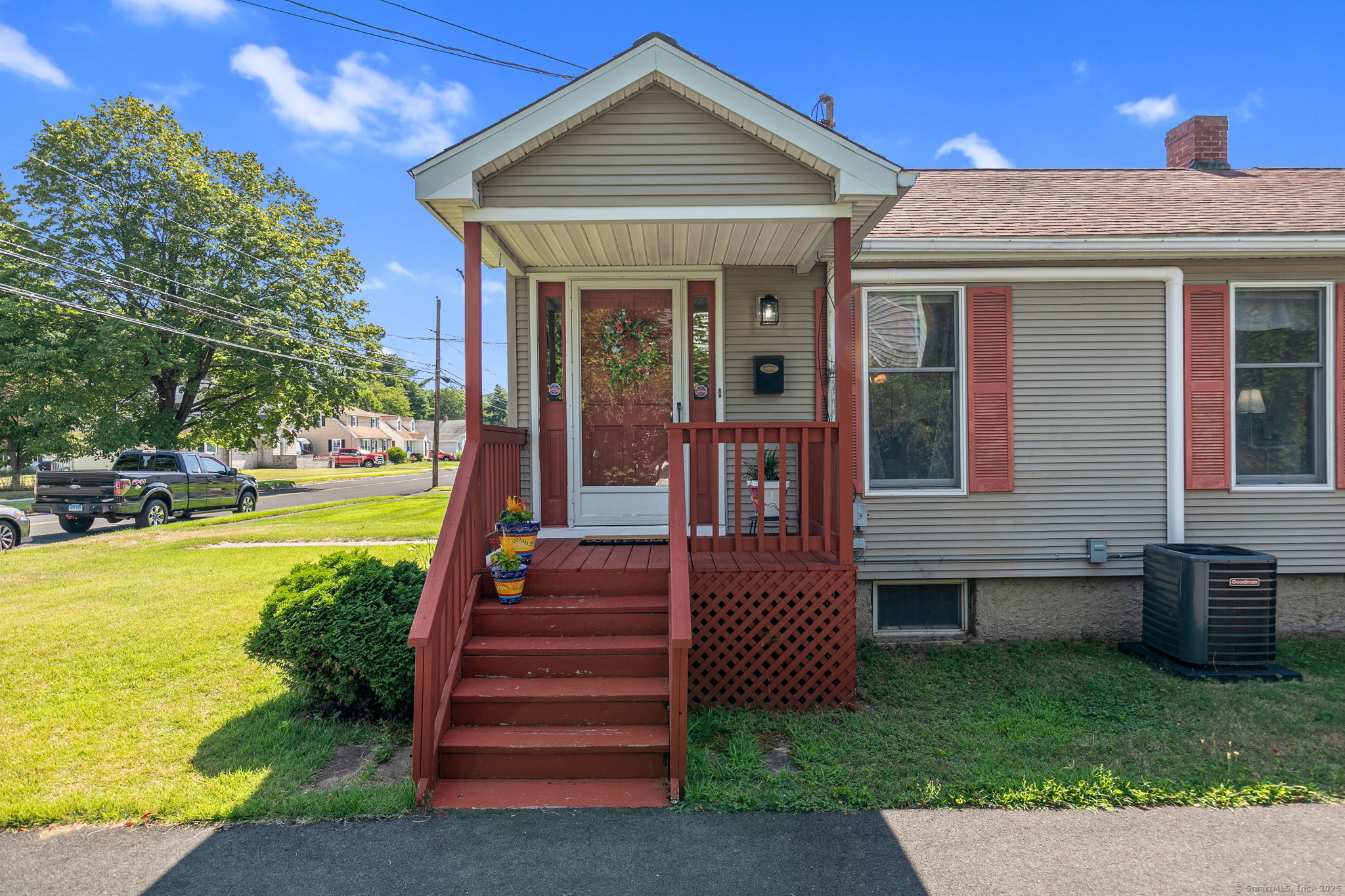 64 Tomlinson Avenue