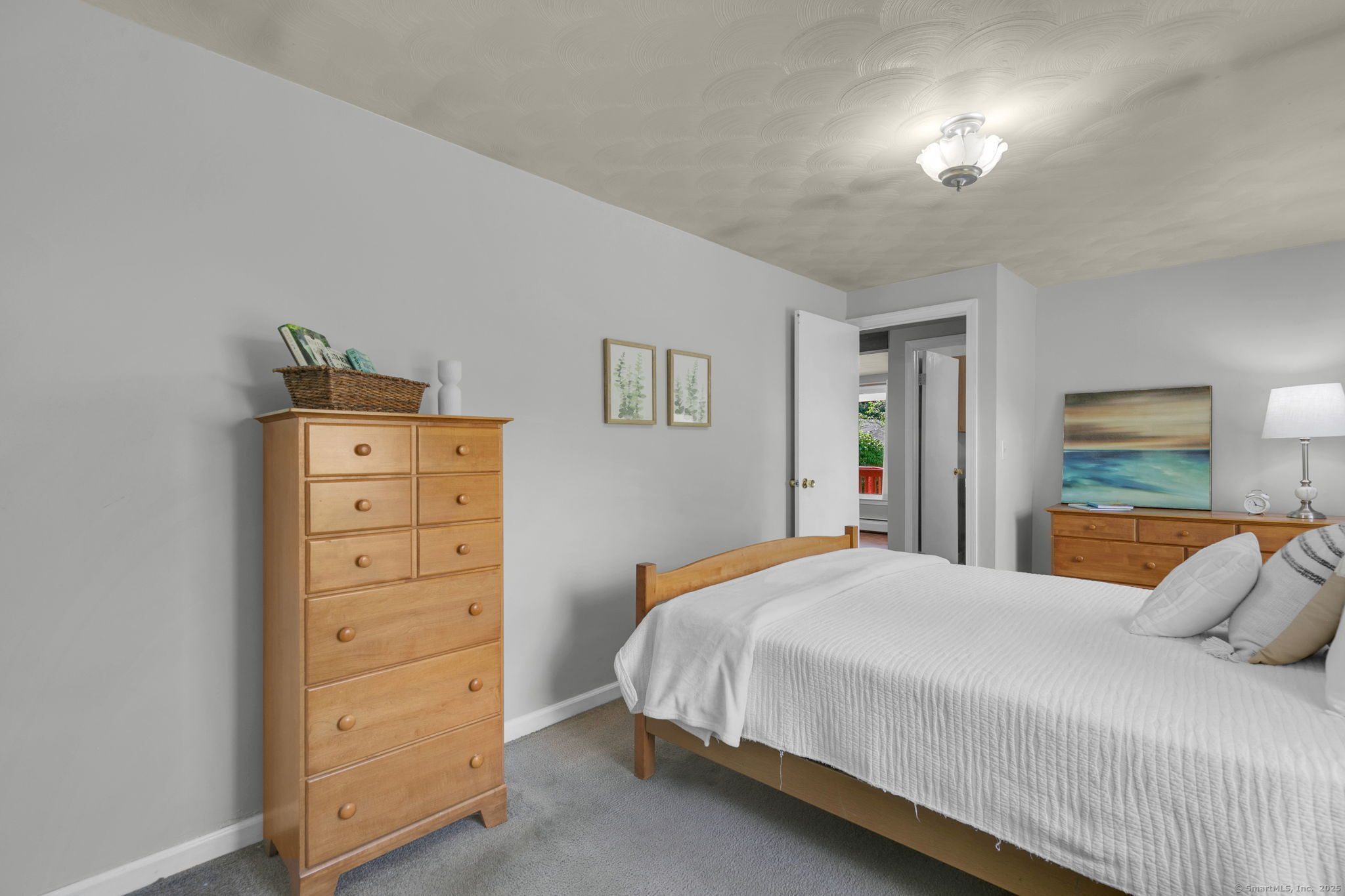 Plainville, Connecticut 06062, United States, 1 Bedroom Bedrooms, ,1 BathroomBathrooms,Residential,Coming Soon,188259